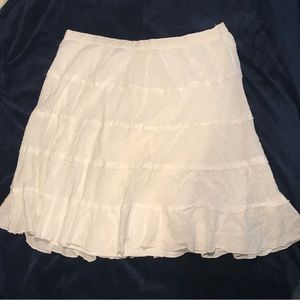 Studio West White Mid-skirt